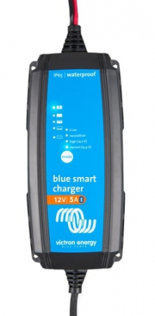 Ładowarka akumulatorów Victron Blue Smart IP65 5A, 12v w grupie Car audio / Akcesoria / Ładowarki do akumulatorów u BRL (421VBSIP65125)