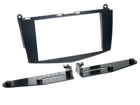 Ramka stereo 2-DIN Mercedes C-klasse 2007- w grupie Car audio / Co pasuje do mojego samochodu / Mercedes / Klasa C / Klasa C 2008-2014 W204 u BRL (700381190321)