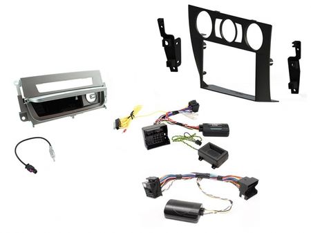 Zestaw instalacyjny BMW 3-Serie E90 06-14, ręczna klimatyzacja, srebrny w grupie Car audio / Co pasuje do mojego samochodu / BMW / BMW 3 seria / BMW E90/E91/E92/E93 2005-2011 / Wymiana radia BMW E90/E91/E92/E93 2005-2011 u BRL (701CTKBM15)