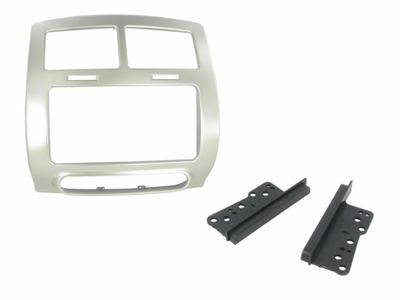 Ramka montażowa Toyota Urban Cruiser 09>