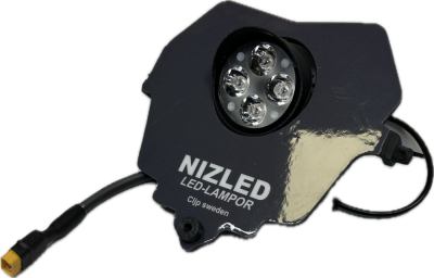 Pojedyncze światło zimnobiały 40w Fantic 4-suw 2024-, szara naklejka, 1xE406k NIZLED