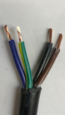 Kabel zasilający do lamp LED 4x1 mm czarny