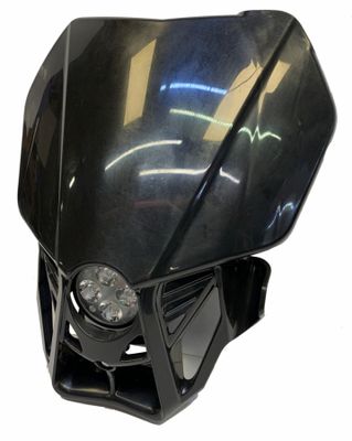 TM Racing 2020-2022, czarna, zimna biel 1xE40F (pobiera 50 W) osłona lampy