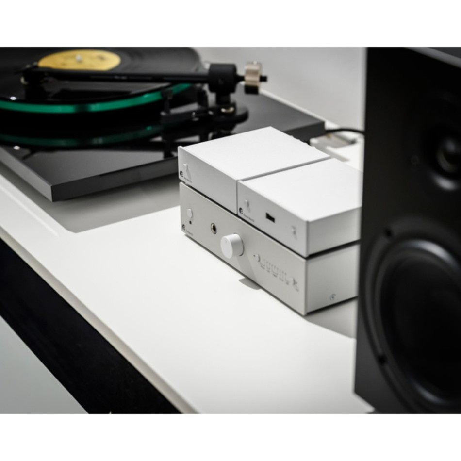 Pro-Ject Pre Box S3, kompaktowy przedwzmacniacz, srebrny
