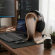 Norstone Wooden Headphone Stand, stojak na słuchawki z orzecha Norstone Wooden Headphone Stand, stojak na słuchawki z orzecha