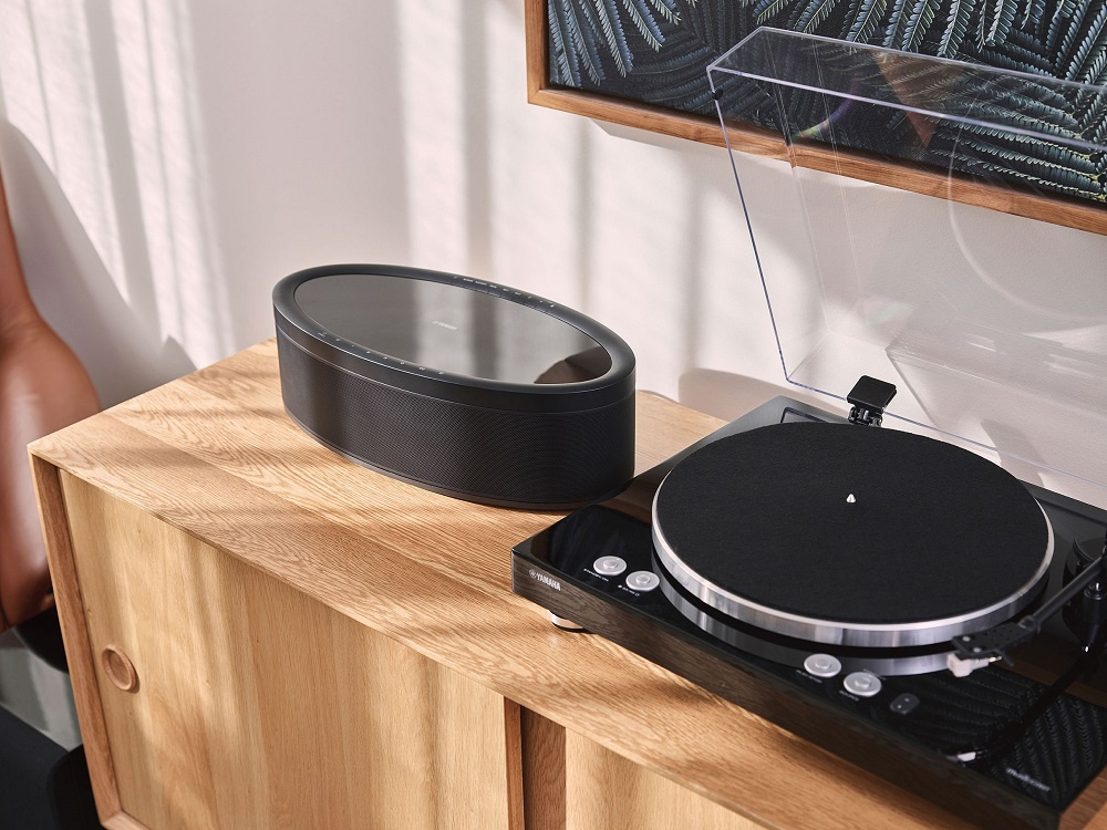 Yamaha MusicCast Vinyl 500 z funkcją sieciową, czarny