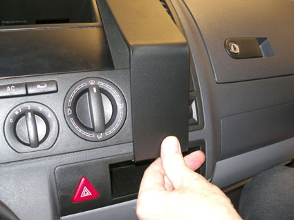 Brodit wzmocniony ProClip, Volkswagen T5 Transporter/Pickup 03-09