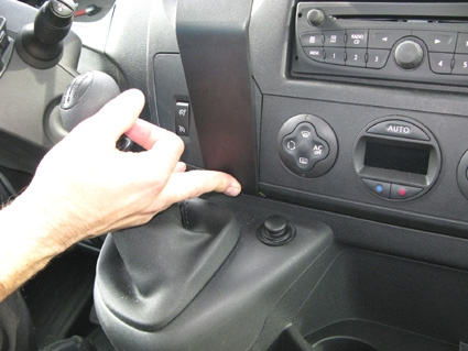 Brodit wzmocniony ProClip, Nissan/Opel/Renault