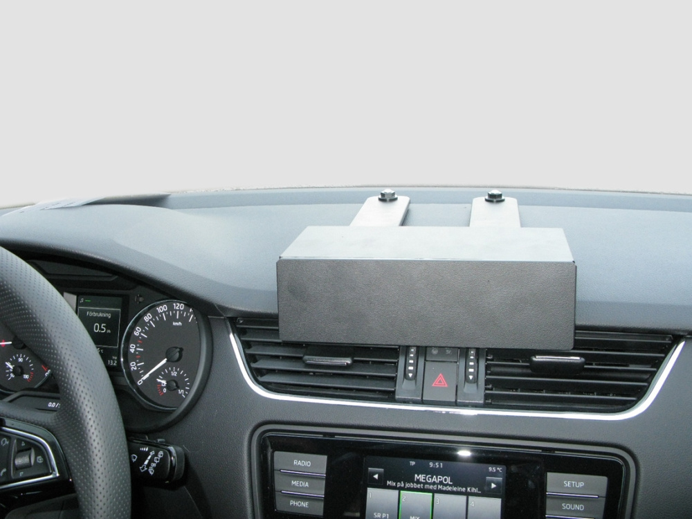 Brodit wzmocniony ProClip, Skoda Octavia III 13-21