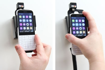 Brodit Aktywny uchwyt z wtyczką do gniazda zapalniczki, Nokia 225