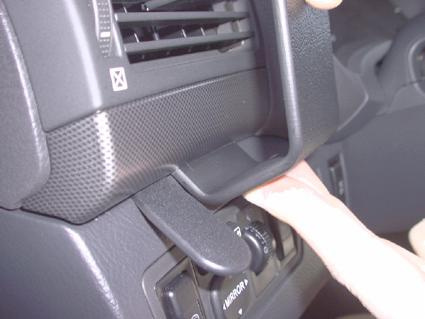 Toyota Avensis 03-08, Lewa