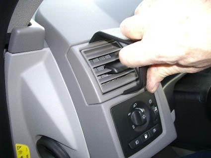 Volvo S40 04-12, Lewa