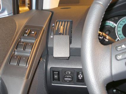 Toyota Corolla Verso 04-09, Lewa
