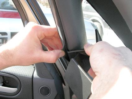 Uchwyt montażowy ProClip Mitsubishi Colt 09-14, lewy