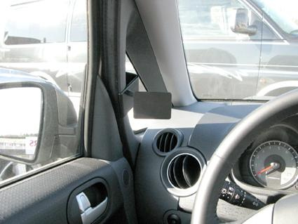 Uchwyt montażowy ProClip Mitsubishi Colt 09-14, lewy