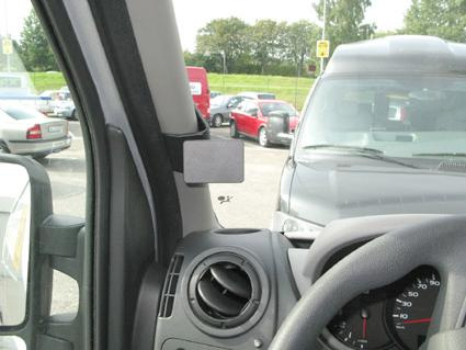 ProClip Monteringsbygel Renault Master 11-15, Na środku