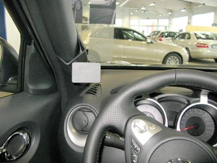 Nissan Juke 11-15, Na środku