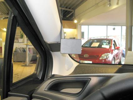 Toyota Yaris 12-14, Lewa