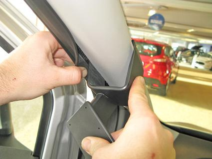 Ford Transit Connect/Tourneo Connect 14-15, Lewa