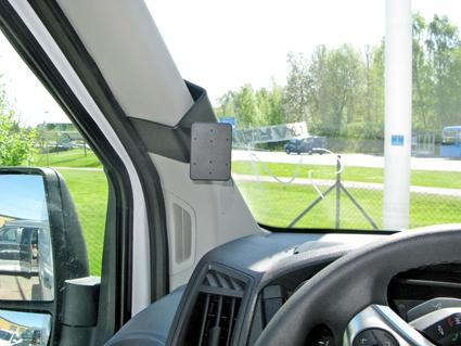 Ford Transit 14-15, Lewa