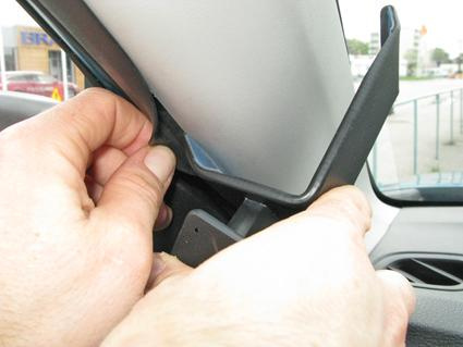 ProClip Uchwyt montażowy Suzuki Vitara 15-15, Lewa