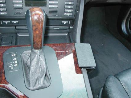 BMW 520-540/M5 E39 96-03, konsola