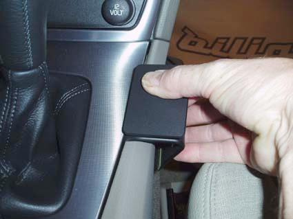 Volvo V70 05-08, konsola