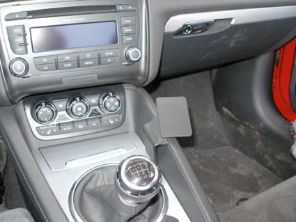 Audi TT 07-14, konsola