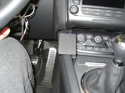 Audi TT 07-14, konsola, lewa
