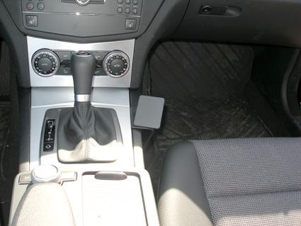 Mercedes Benz C-Klass 07-10, konsola
