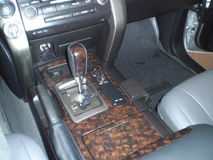Toyota LandCruiser 10-15, konsola