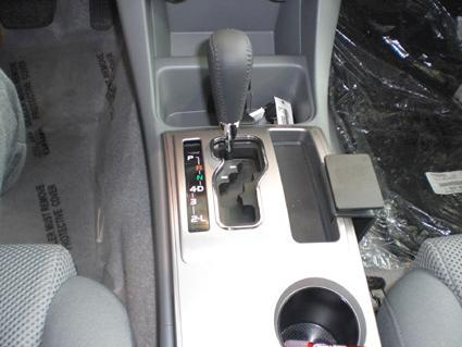 Toyota Tacoma 05-15, konsola