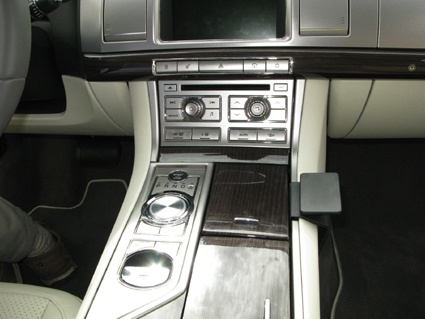 Brodit ProClip, Jaguar XF 09-15