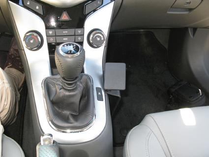 Chevrolet Cruze 09-14, konsola