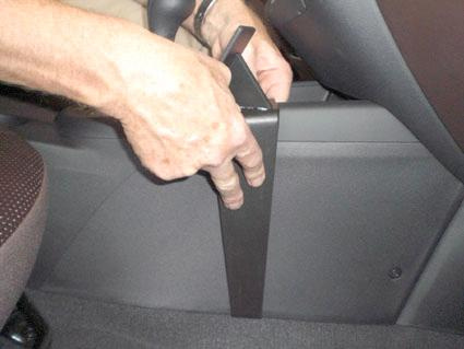 Kia Cerato 10-11, konsola