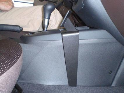 Kia Cerato 10-11, konsola