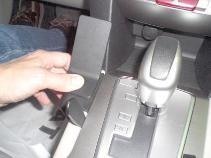 Subaru Outback 10-14, konsola, lewa