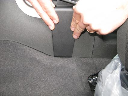 Nissan Navara 11-15, konsola, lewa