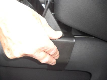 Nissan Pathfinder 13-15, konsola