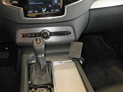 Volvo XC90 15-, konsola
