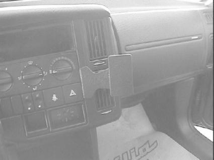 Volvo 440/460 89-96, wyśrodkowany