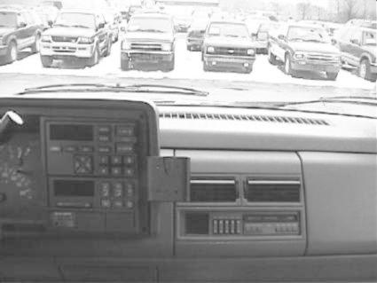 ProClip wspornik montażowy Chevrolet Silverado/Surburban/Tahoe/Pickup 92-94, wyśrodkowany