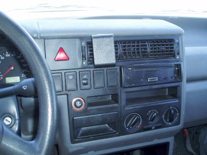 Volkswagen Caravelle 96-03, wyśrodkowany