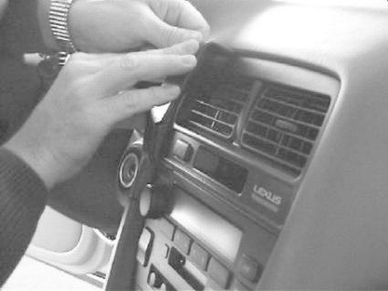 Lexus ES Seria 97-01, Wyśrodkowany