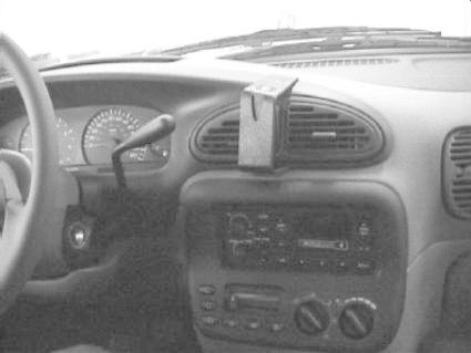 Chrysler Voyager 96-10, Wyśrodkowany
