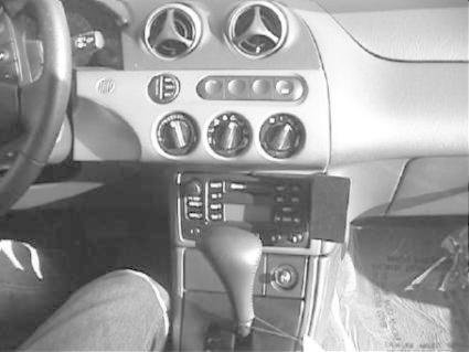 ProClip Uchwyt montażowy Ford Cougar 99-07, pod kątem