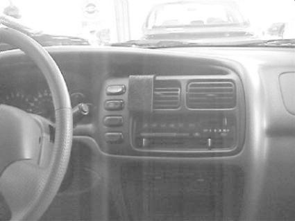 Chevrolet Tracker 98-04, wyśrodkowany