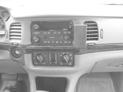 Chevrolet Impala 00-05, pod kątem