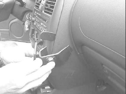 ProClip Uchwyt montażowy Mitsubishi Carisma 99-05, pod kątem