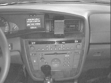 Opel Omega 00-05, wyśrodkowany